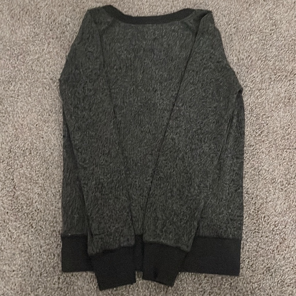 NFL Shop Women’s Seahawks V-Neck Sweater - Picture 3 of 5